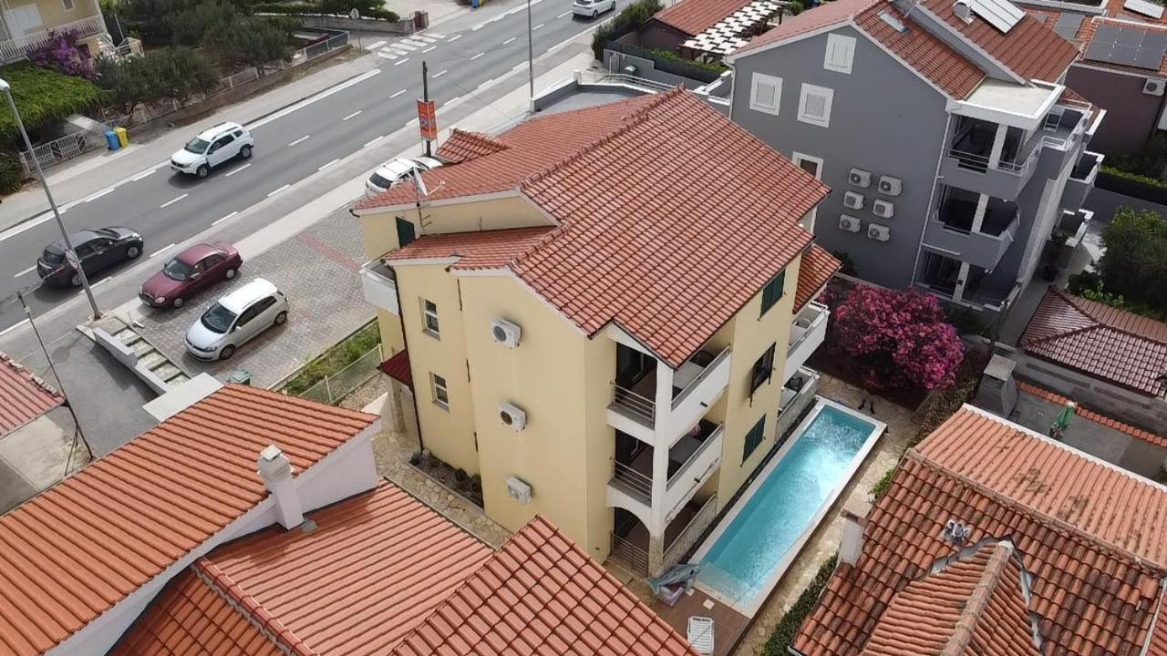 Villa Veronika Бродарика Екстериор снимка